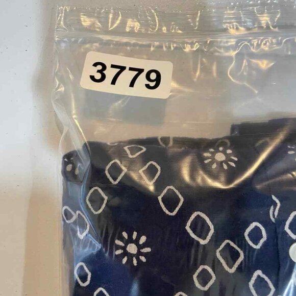 ABOUND Button Front Shirt Womens Medium Blue White Geometric Print Cotton - Picture 8 of 8